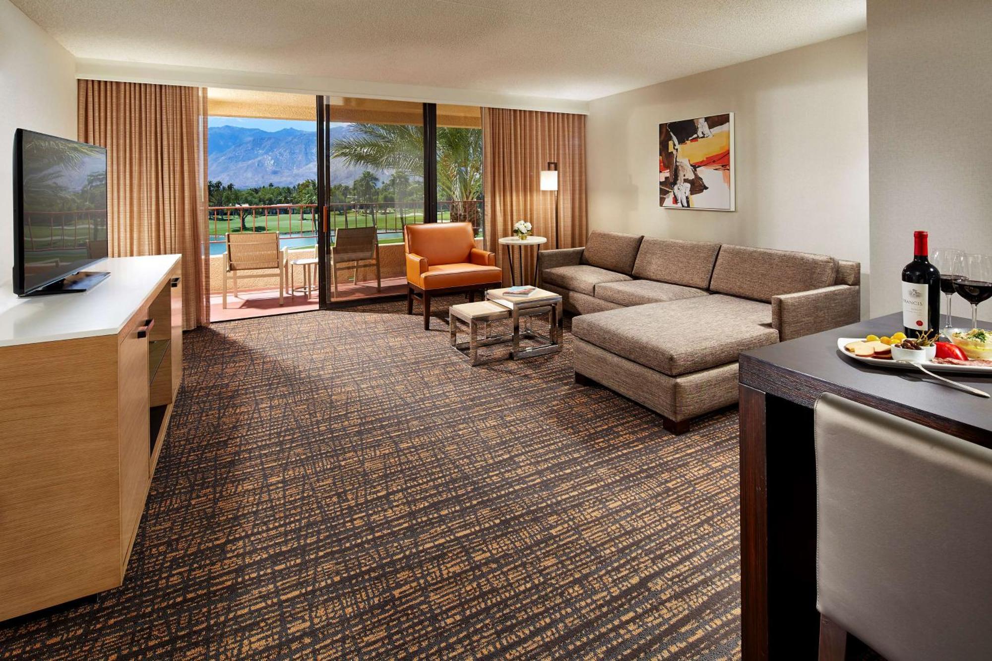 Doubletree By Hilton Golf Palm Springs 4*